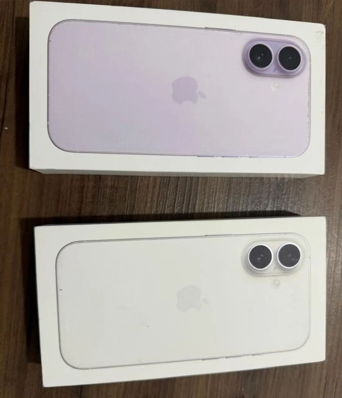 iPhone 16 128gb branco e iPhone 17 256gb lavanda