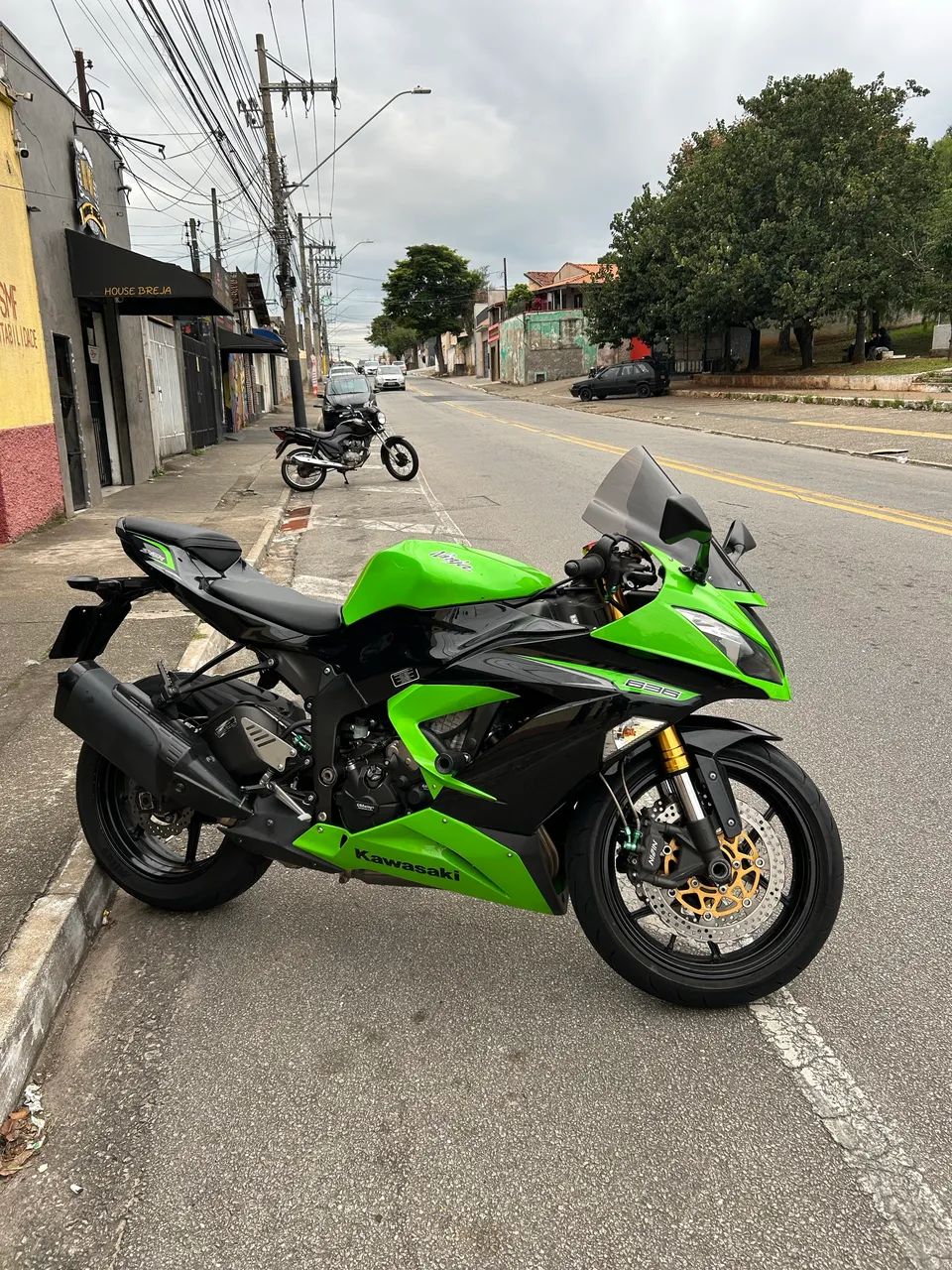 Kawasaki Zx-6r 636cc 2013 - 1516552578 | OLX