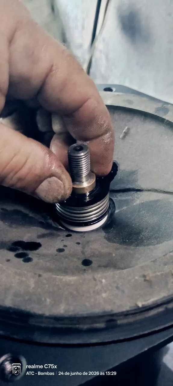 Conserto e instalação de bomba auto aspirante - Foto 4