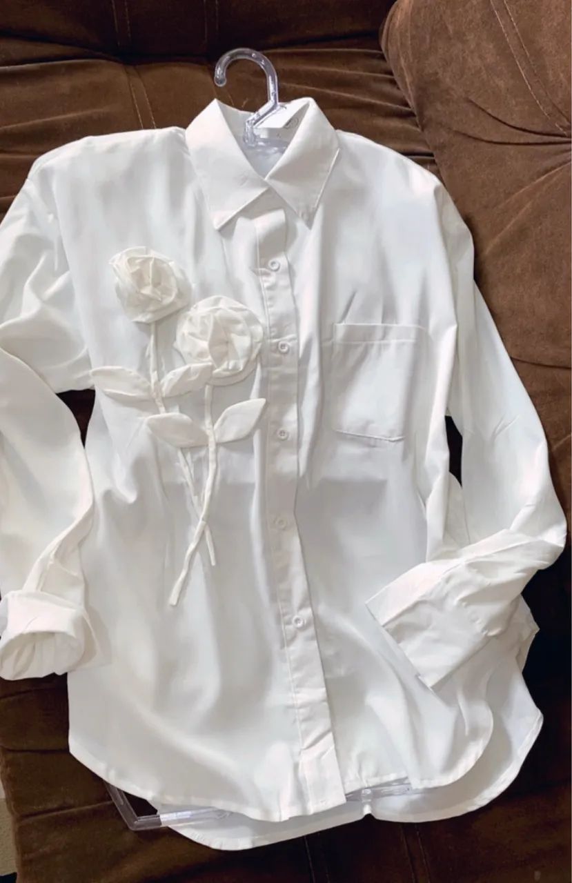 Camisa Hoho flowers Importada de tam G 