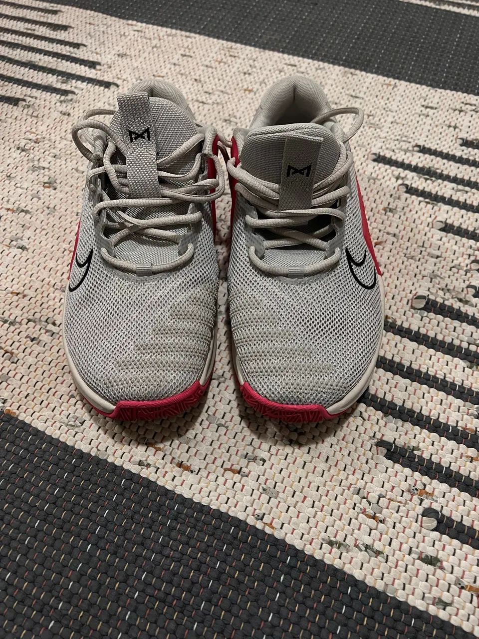 Tênis adidas original em perfeito estado  - Foto 3