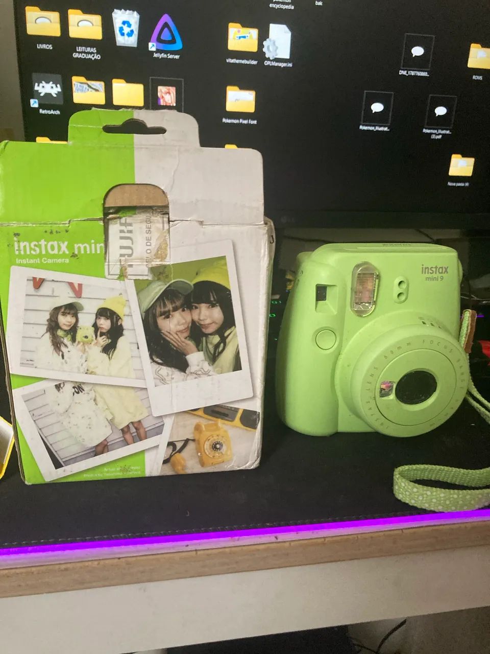 Câmera Instax Verde  - Foto 2