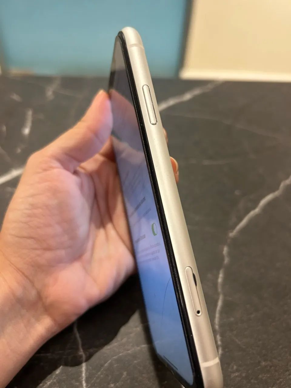 iPhone XR  Branco 64GB - Foto 5