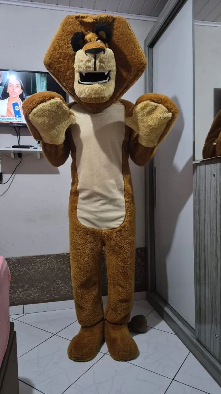 Fantasia leão Madagascar R$600,00