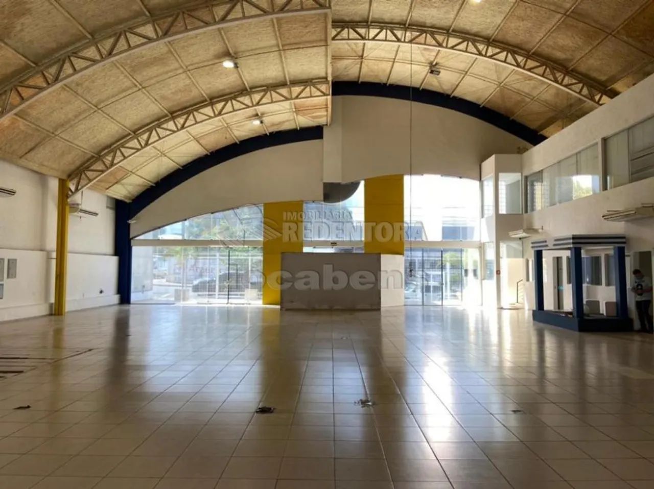 Excelente imóvel comercial Locação Vila Maceno