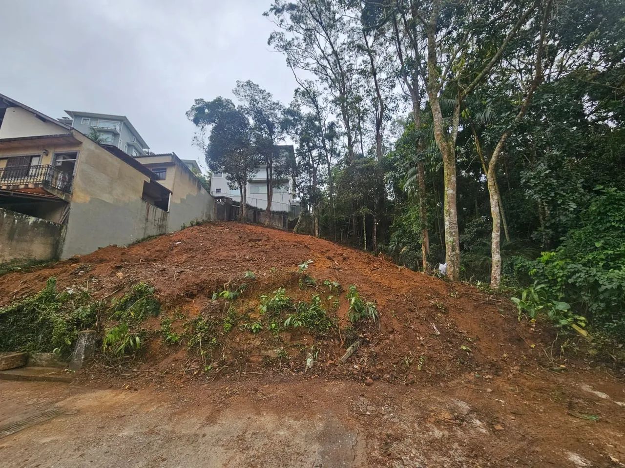 Vendo Terreno - Área Nobre