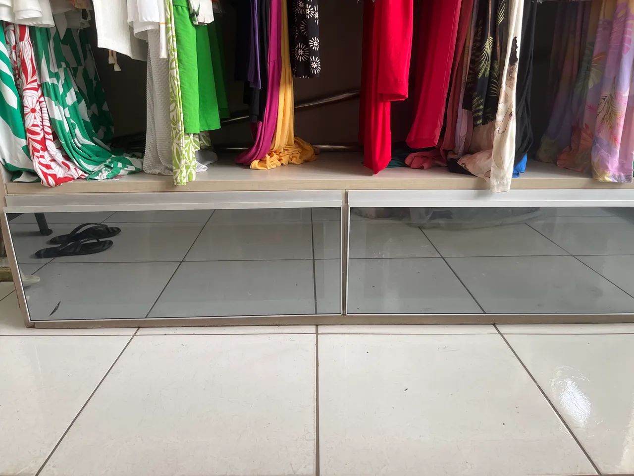 Arara de roupa  - Foto 2