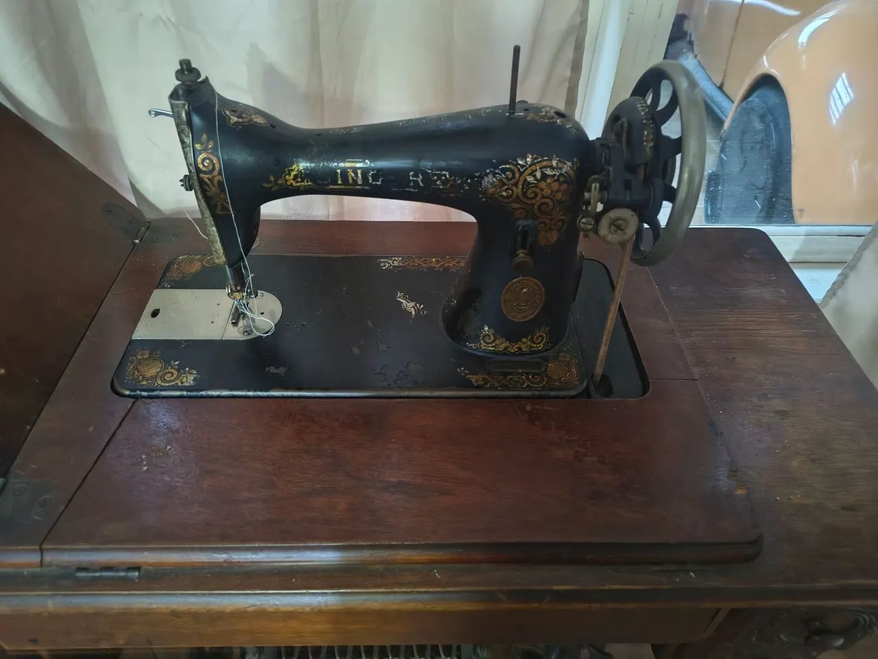 Máquina costura Singer - Foto 2
