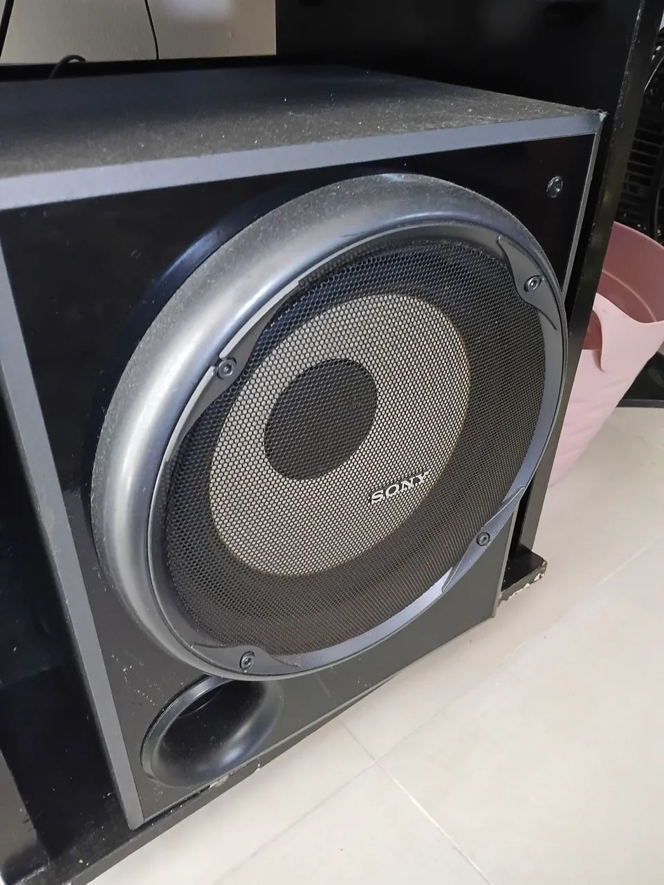 Som Sony vintage com sub woofer e caixas satélites - Foto 3