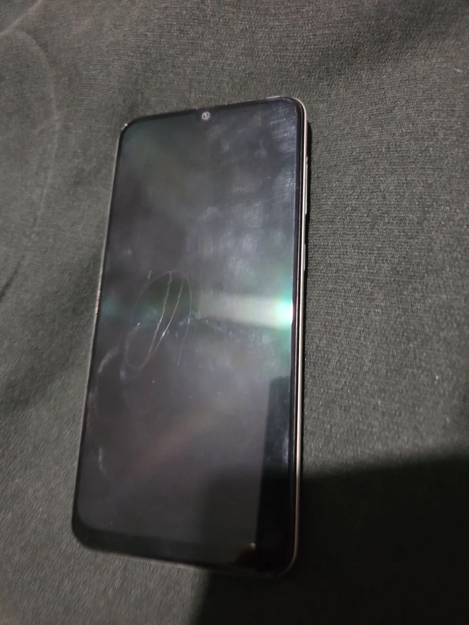 SAMSUNG A30 