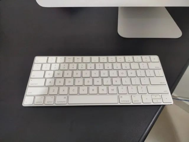 Vendo IMAC 18.1 I5 8GB RAM - Foto 5