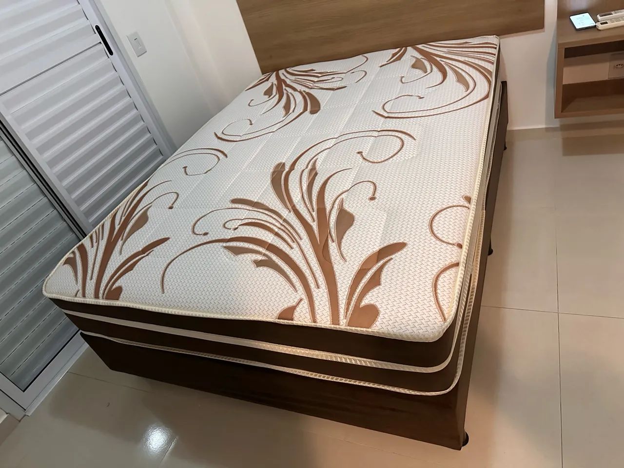 Cama casal NOVO 1.38x1.88 entrego  - Foto 3