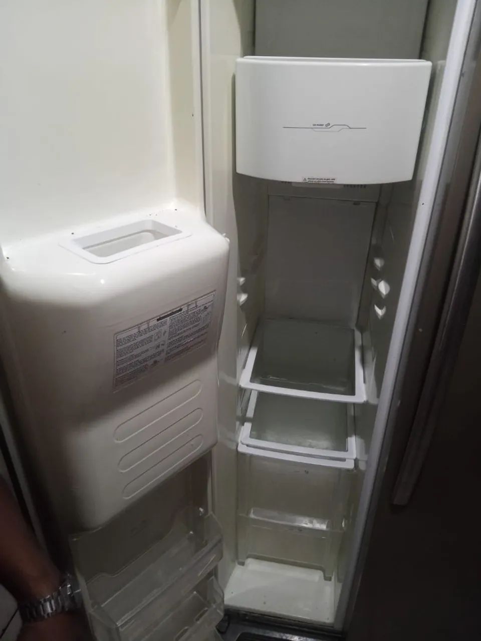 Geladeira Midea com defeito - Foto 4