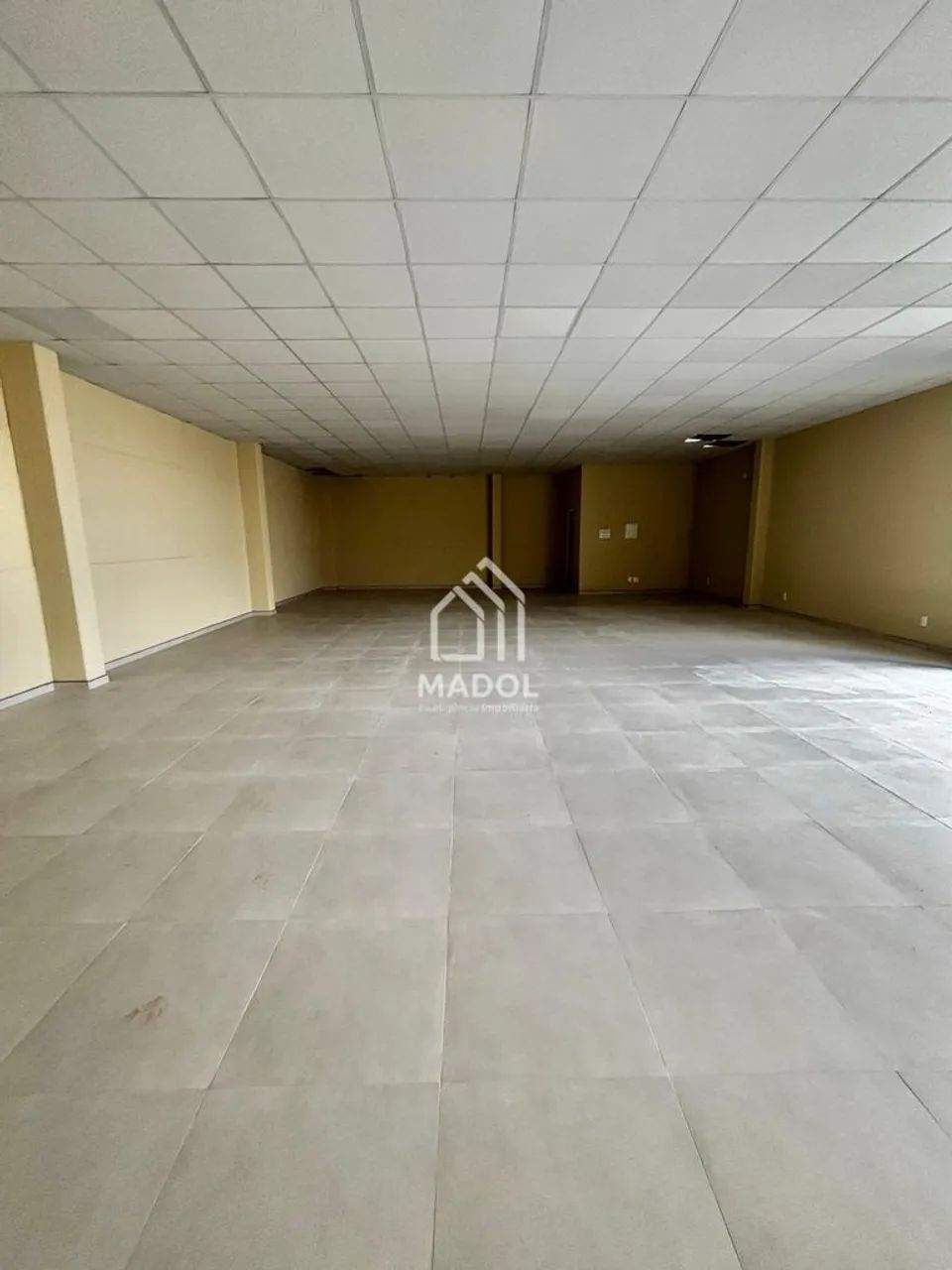 SALA COMERCIAL PARA LOCAÇÃO EM UVARANAS! - Foto 2