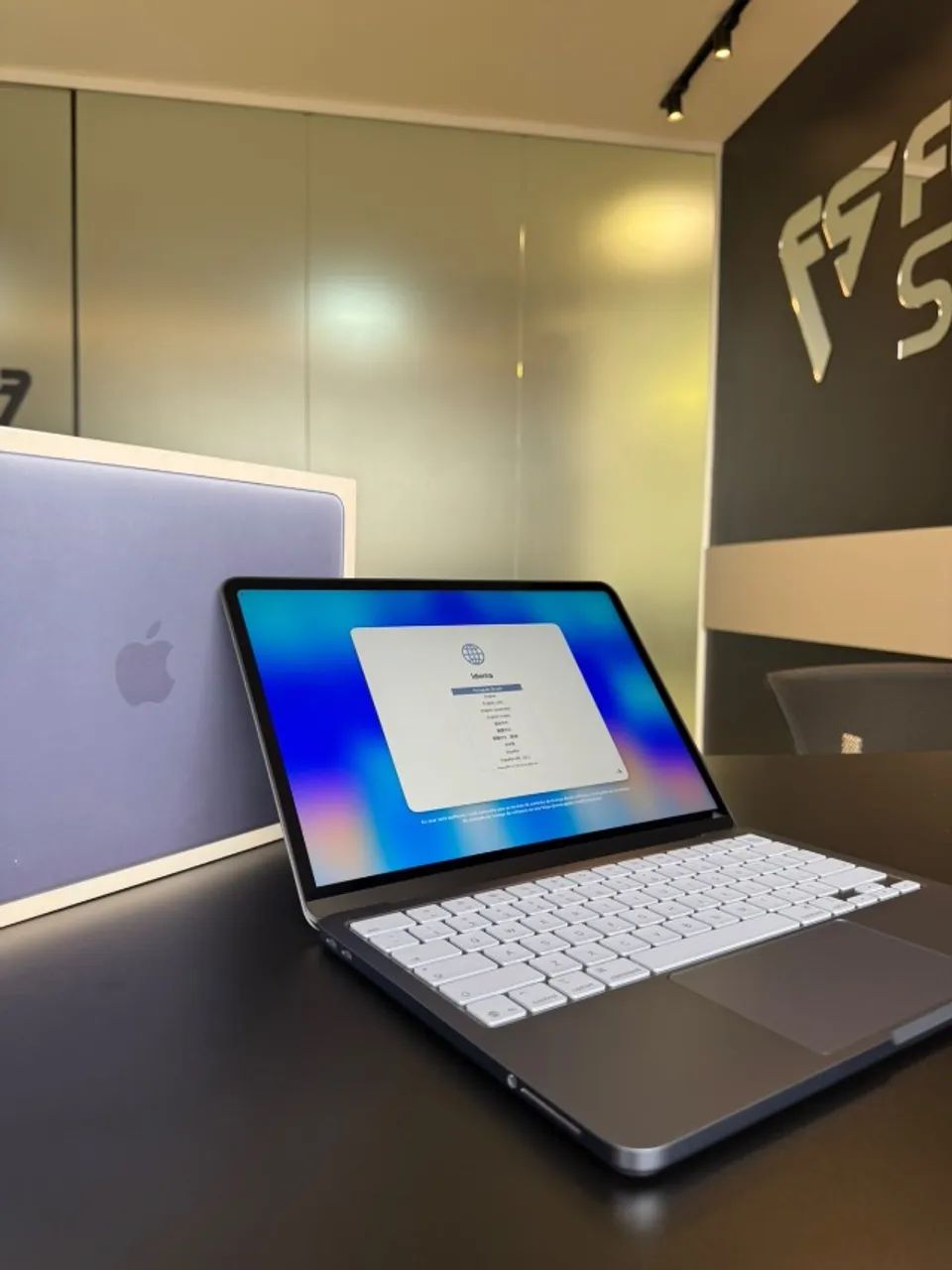 未開封 Apple MacBook neo 512GB インディゴ MacBook Neo 512GB 8GB Indigo Seminovo Garantia Apple - Notebooks