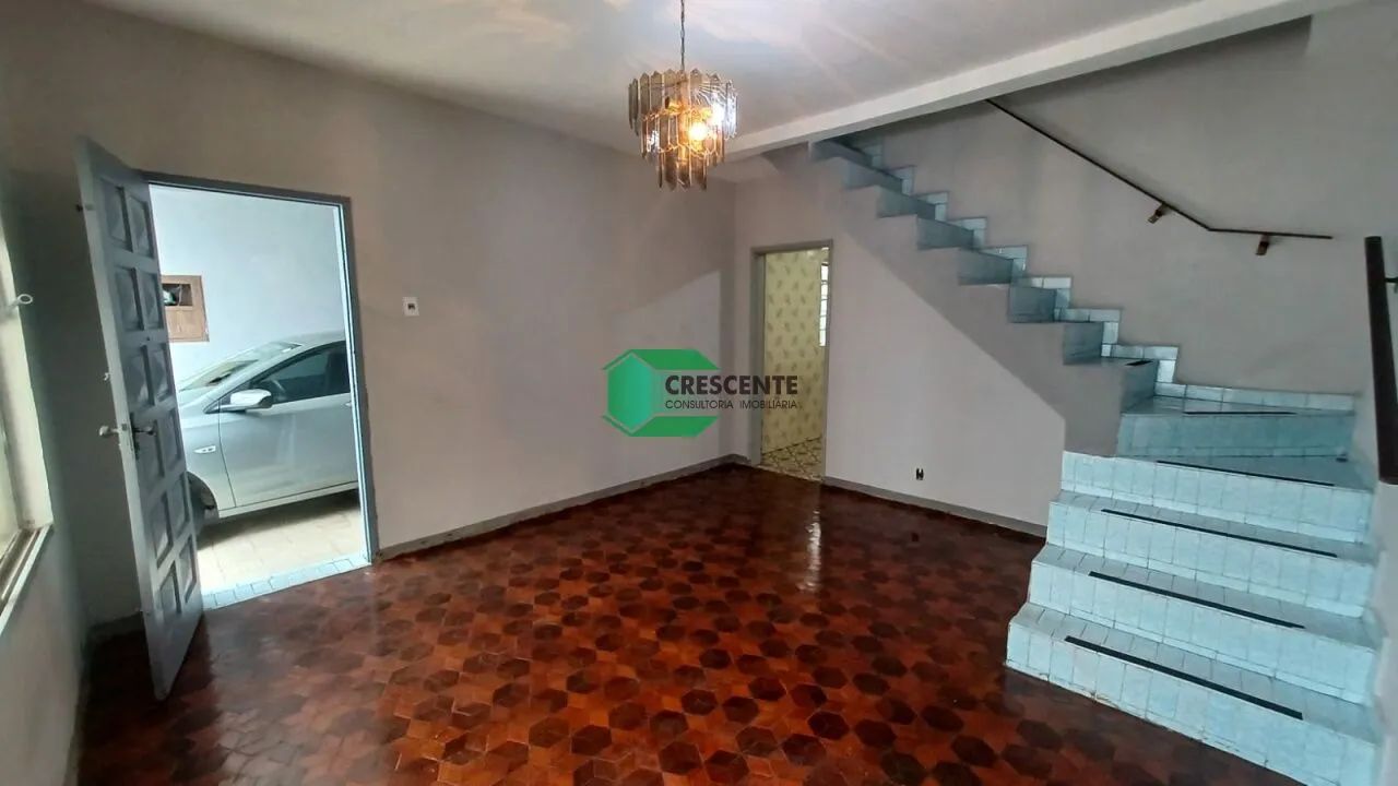 Excelente sobrado no Bairro Utinga - Foto 2