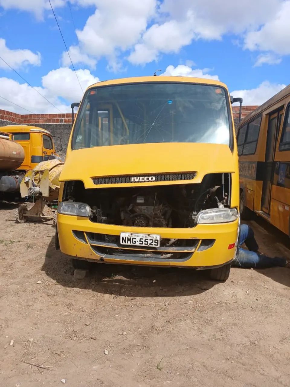 Iveco 2010 e 2012 para colocar para funcionar apartir de 35.000 mil  - Foto 2