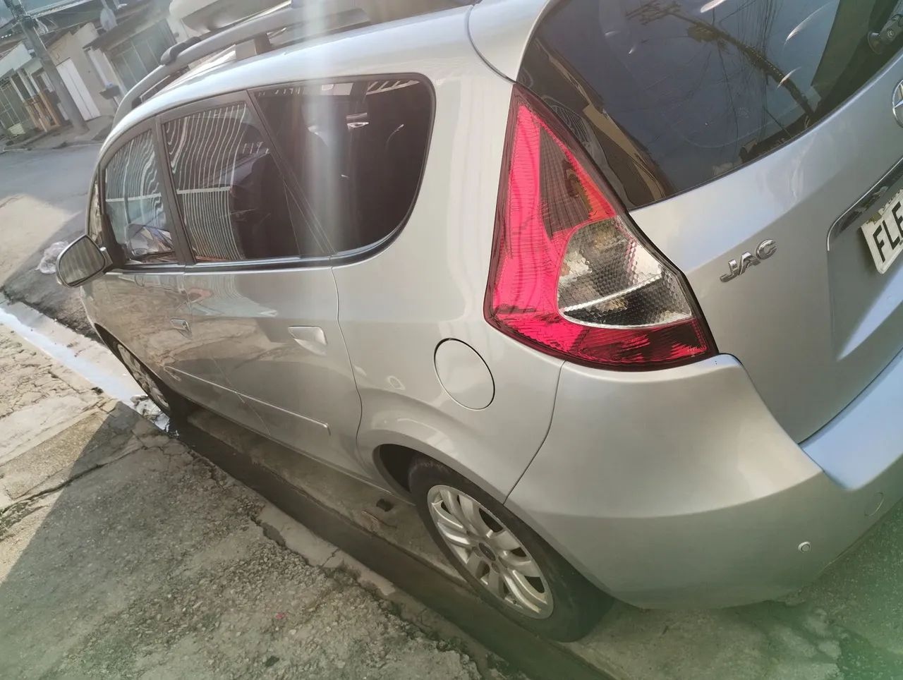 JAC J6 2.0 16V 5P Mec. 2013 - Foto 4
