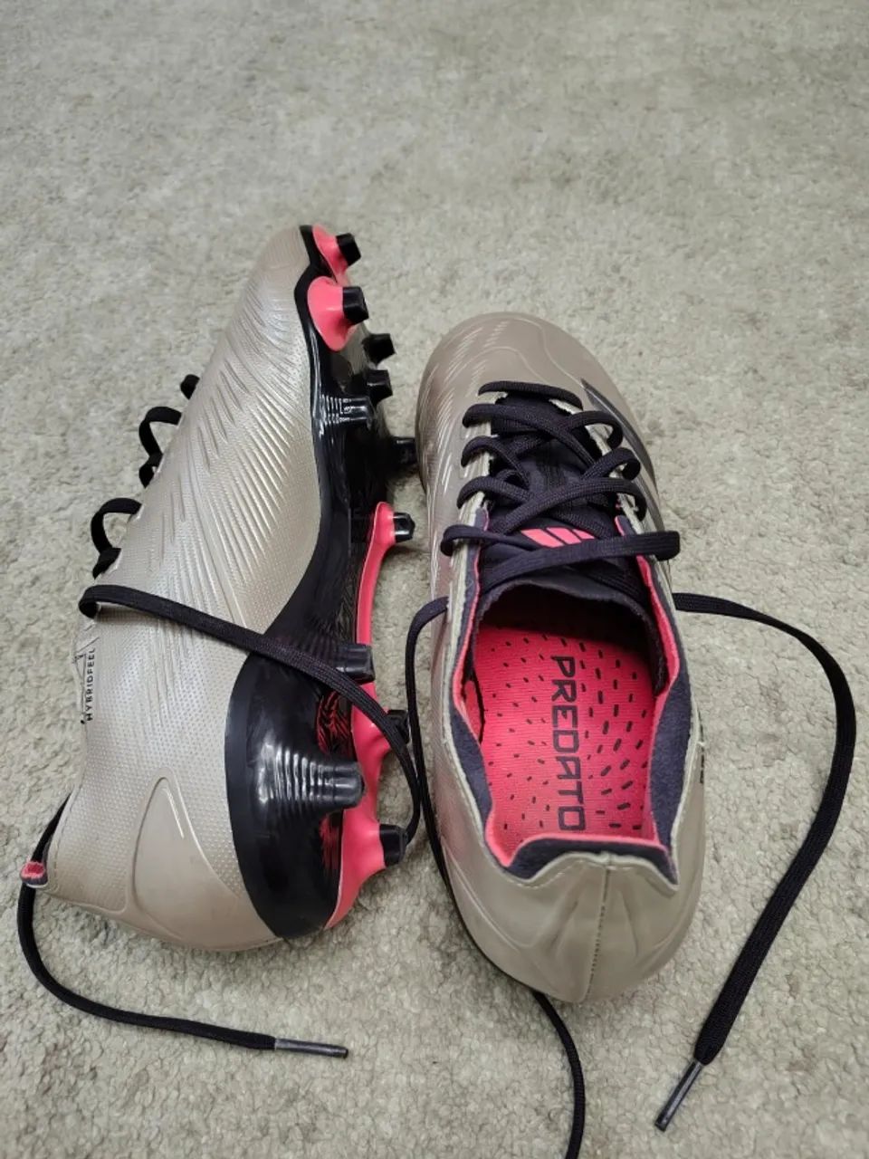 Chuteira Adidas Predator League Campo - Calçados Esportivos