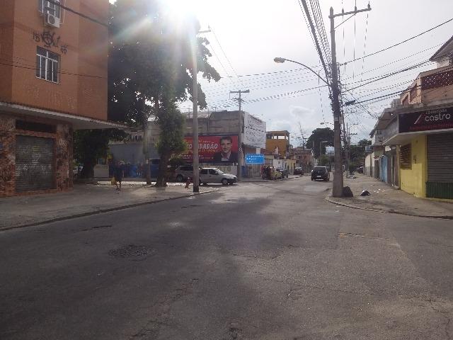 Maravilhoso Apto 02qts depedencia vaga e elevador na melhor localização de Olaria - Foto 13