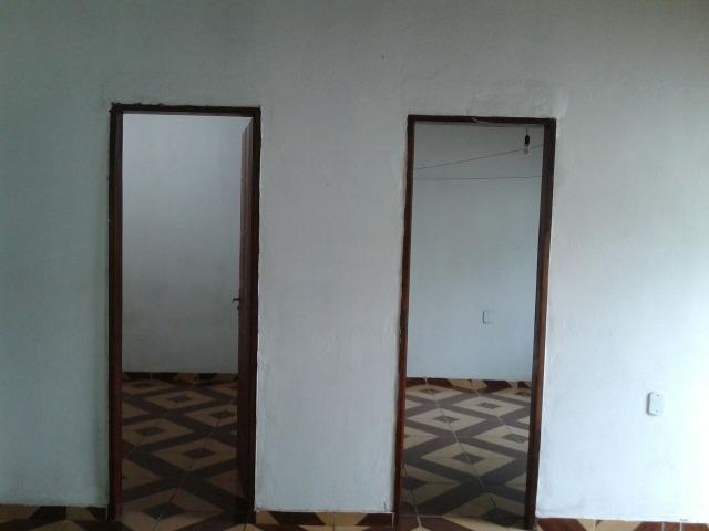 Kitnet no jardim tropical I (cidade operária), 2 quartos e garagem - Foto 5