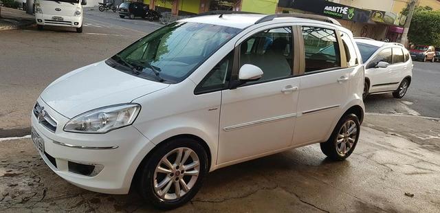 Fiat Idea Essence Sublime Dual.1.6 Flex16v 5P 2014