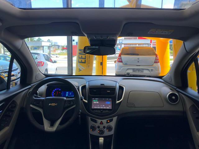 TRACKER LTZ, CARRO iGUAL A NOVO! - Foto 6