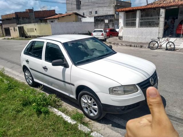 Vendo Gol G4 Básico (trava e vidro elétrico) CONTATO: * - Foto 4
