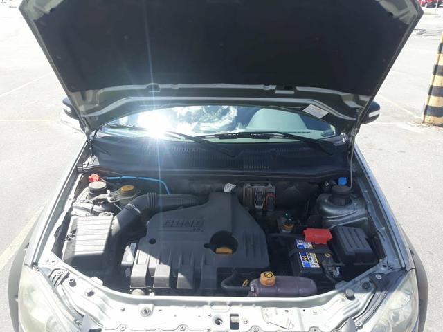 Fiat Palio Adventure 1.8 - Foto 5