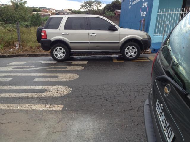 Ecosport cambio manual, troco por carro cambio automatico - Foto 4