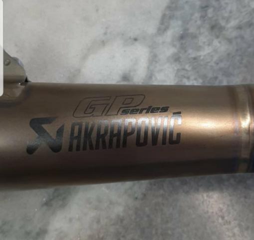 Escape Akrapovic Titanium GP Séries - Foto 3