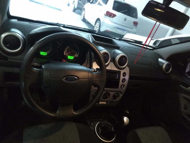 Ford Fiesta SE 8v 1.6 Flex 2014 100% financiado - Foto 7