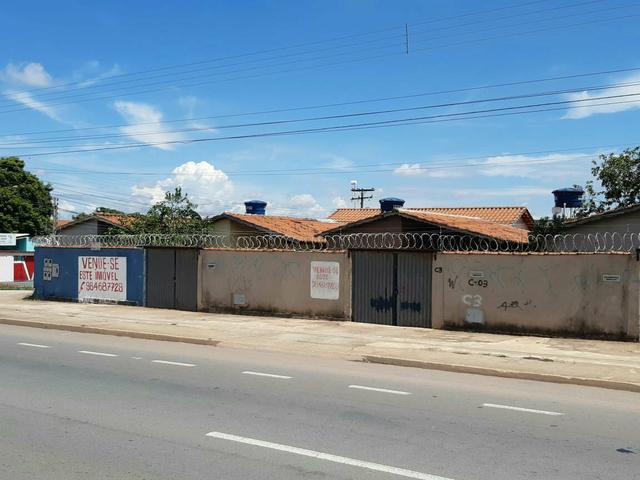 VENDO 4 CASAS (anel viario).M.PARAISO
