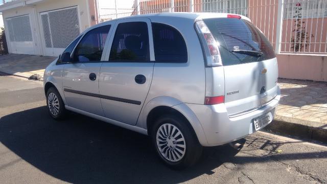 Meriva Prata 2008/2009 em excelente estado