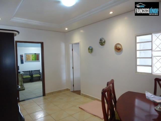 Casa no Setor Coimbra, 4 Quartos 1 suíte, 2 salas, Cozinha com armários, ótima localização - Foto 6