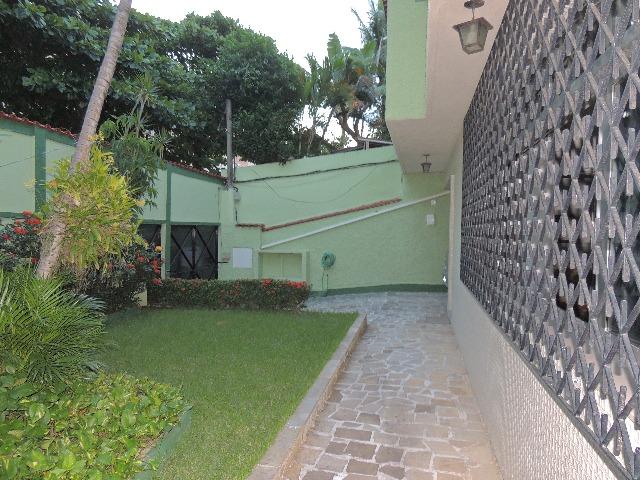 Duas Casas no Centro da Taquara - Foto 14