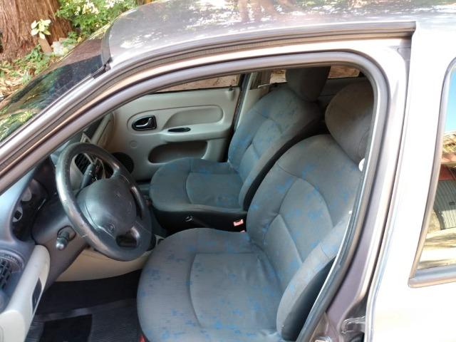 Renault Clio sedan 4 portas 2006 - Foto 9