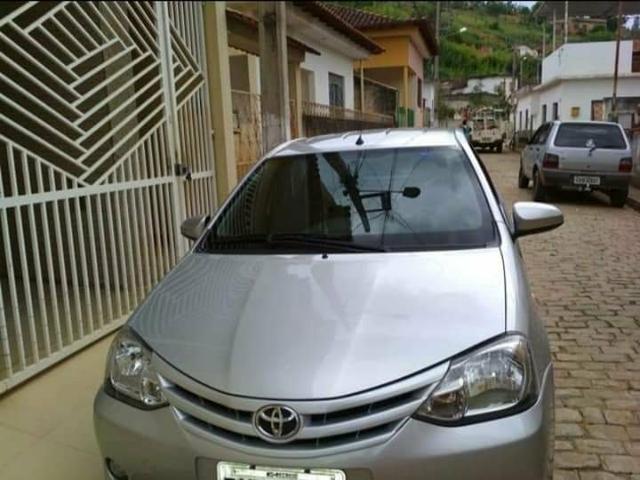 Etios hatch 1.5 XS - Foto 6