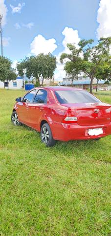 Toyota Etios 2014 1.5 Sedan - Foto 2