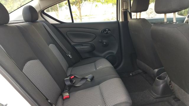 Nissan Versa 1.0 12V flex (todas revisões em concessionária) 2016 - Foto 15