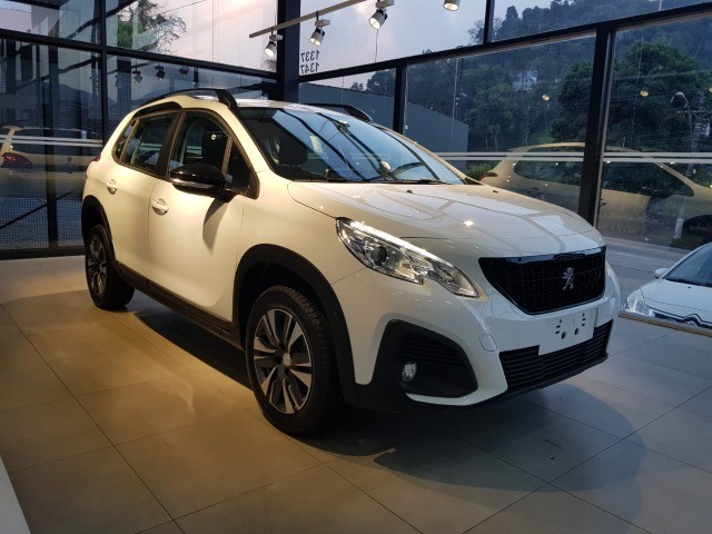 PEUGEOT 2008 ALLURE PACK 1.6 AUTOMÁTICO 2021/2021