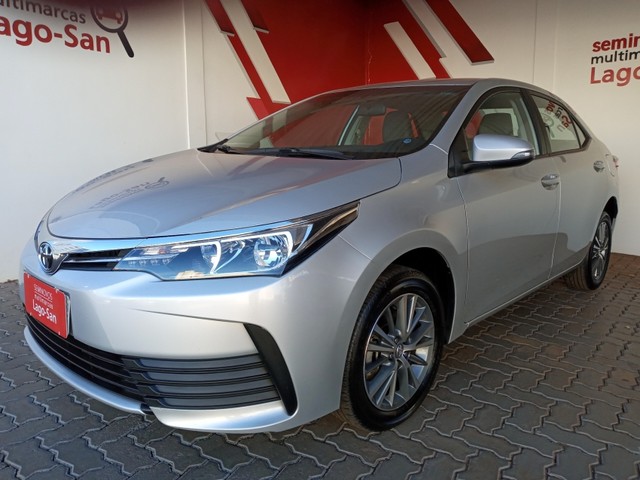 TOYOTA COROLLA GLI 4P