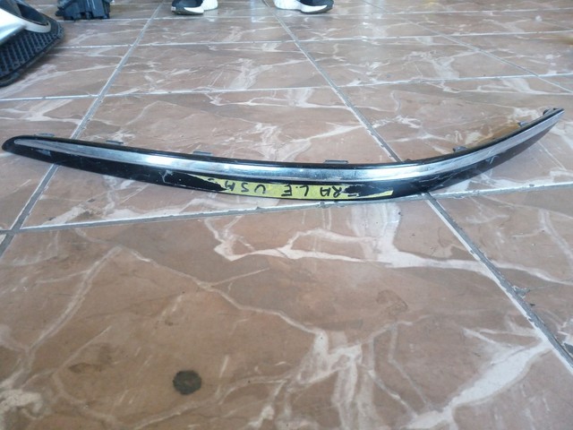 Moldura parachoque traseiro esquerdo Hyundai Azera 2011 