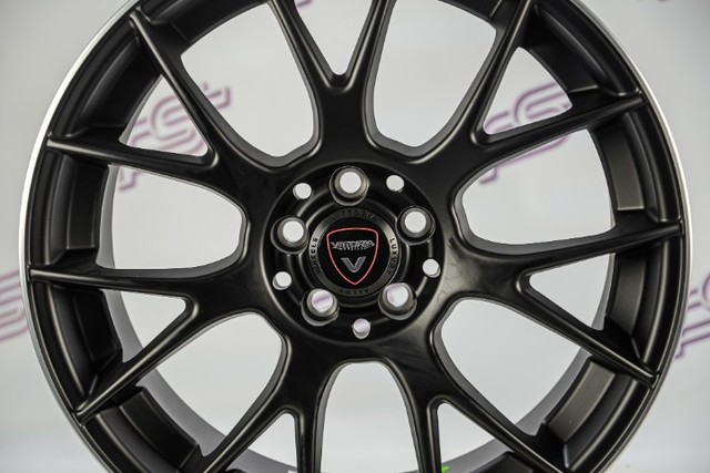 Rodas Vittoria Lombardia Preto Fosco 5x100 - 18x8