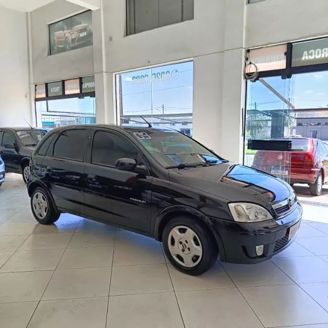 Comprar Hatch Chevrolet Corsa Hatch 1.4 4P Maxx Flex Cinza 2012 em Santa  Bárbara d'Oeste-SP