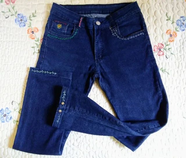 Calça jeans bordada a mão  - Foto 5