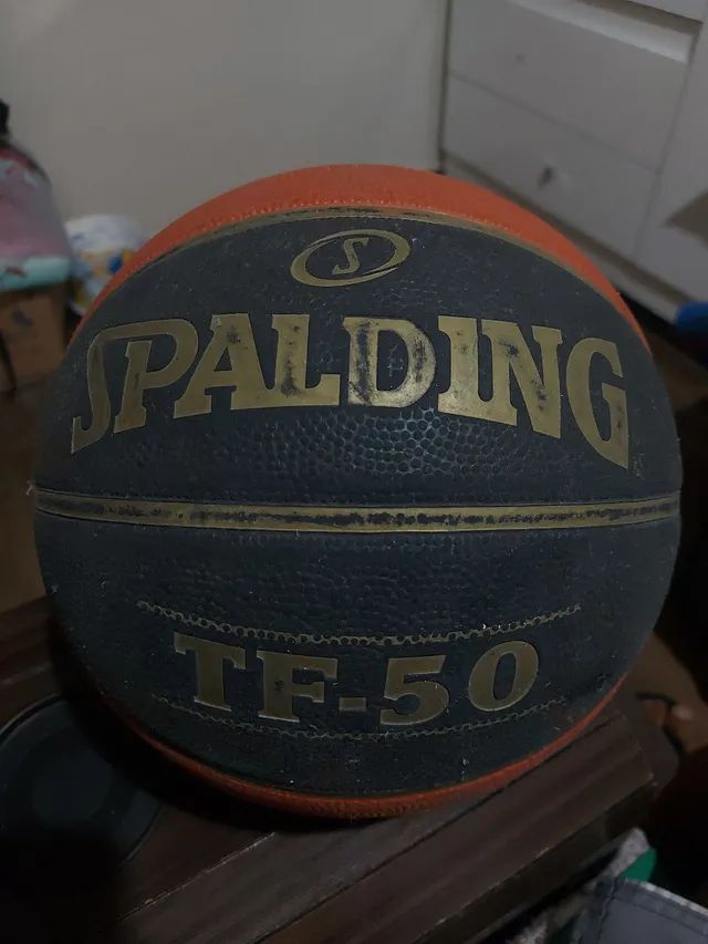 Bola de Basquete Spalding TF-50 em Promoção