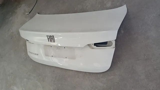 Tampa traseira Mala Fiat Cronos