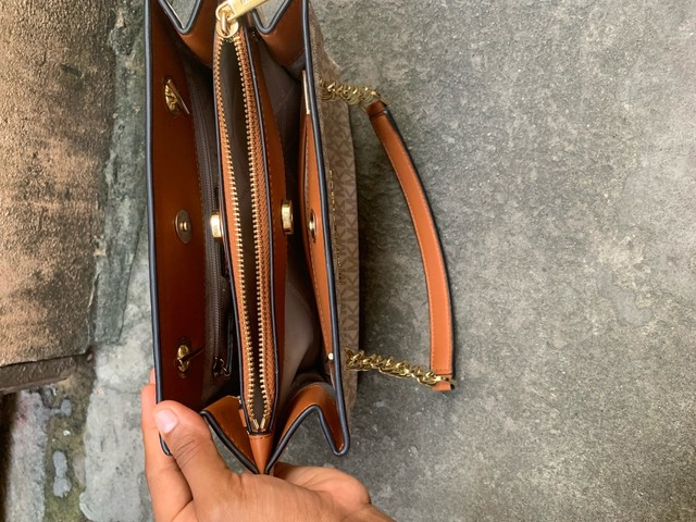 Bolsa De Marca MICHAEL KORS - Bolsas, malas e mochilas - São Cristóvão,  Salvador 1161782468 | OLX