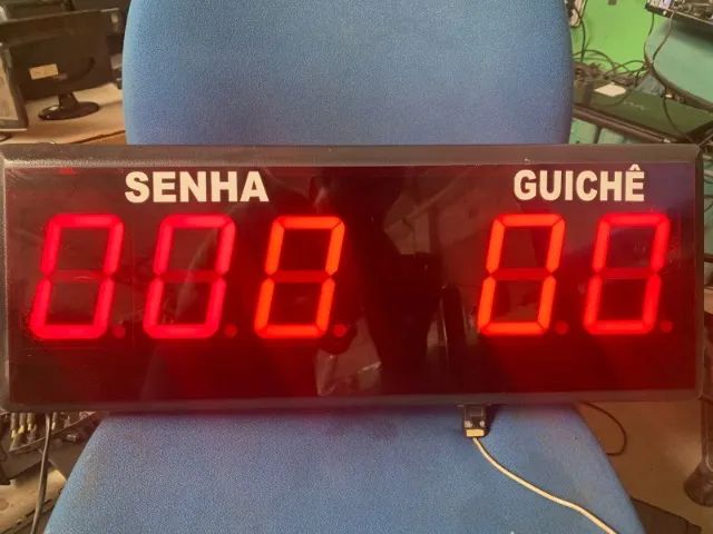 PAINEL DE SENHAS E GUICHES - Foto 2